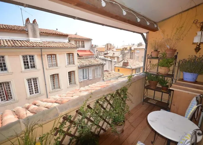 Le Dix Duplex Historical Center Balcony With View And Air Conditioning